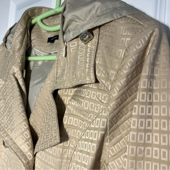 Johnston & Murphy Women’s Coat With Belt   Size Large - Picture 7 of 12